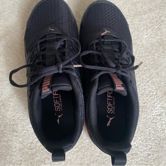 PUMA Voltaic Evo Sneaker Black & Rose Gold Women Athletic Shoes Size 8 - Picture 4 of 7